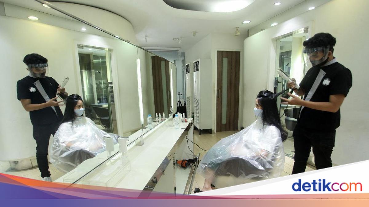 RAVIk@ Barbershop: Hair and Skin Health That Honors Cilacap Culture